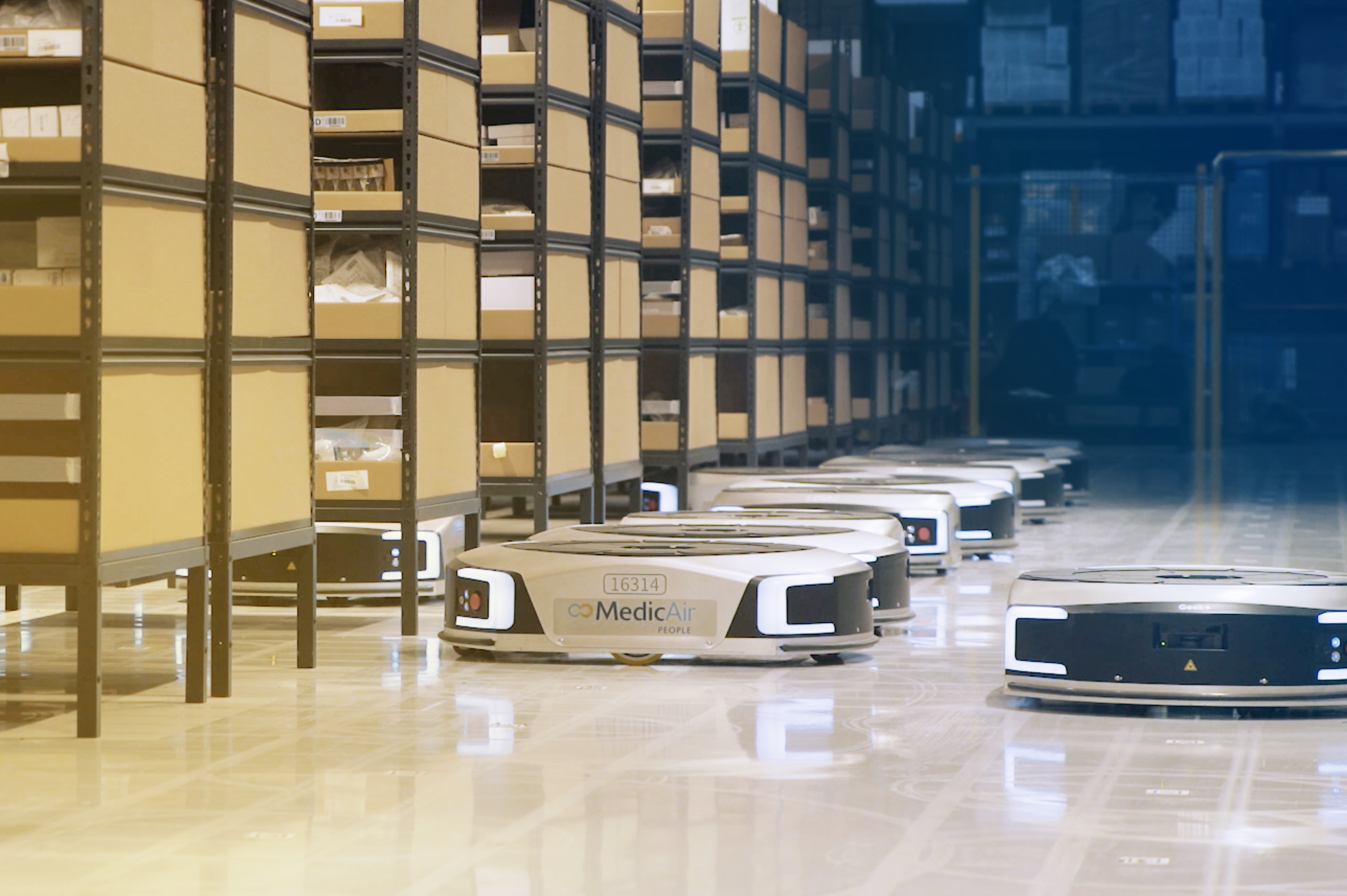 Geekplus' Shelf-To-Person robots, ready for the healthcare industry with MedicAir Group